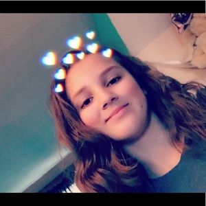 Meet your Posher, Nora